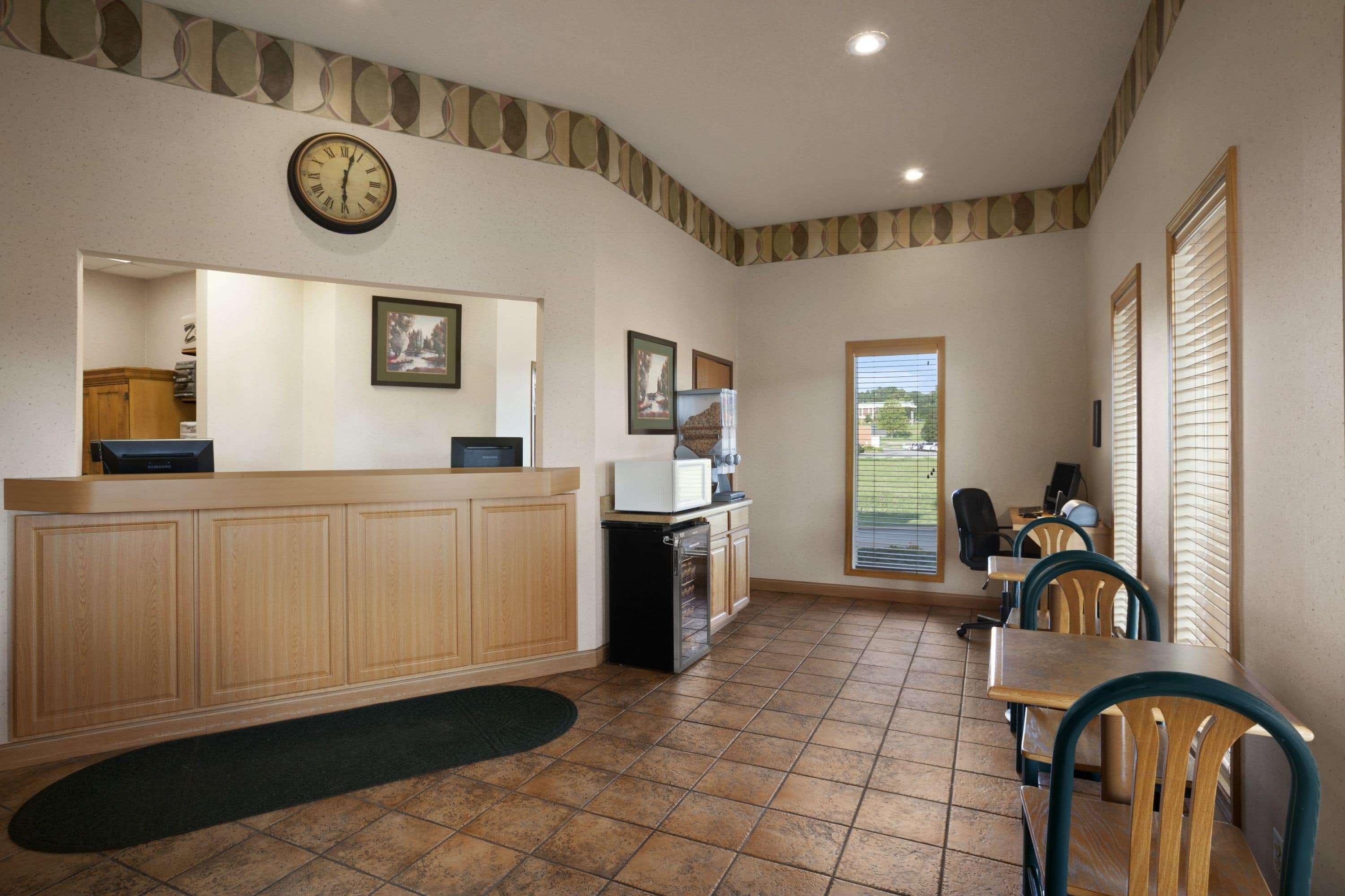 Super 8 By Wyndham Collinsville St. Louis Exterior photo